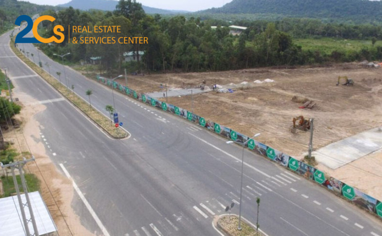Hiểu sao cho đúng về nhà đất 50 năm? 5 Theo khoản 3 Điều 210 Luật đất đai 2013, sau khi hết hạn 50 năm, chỉ có đất nông nghiệp là được tiếp tục sử dụng nếu có nhu cầu, không cần gia hạn tiếp