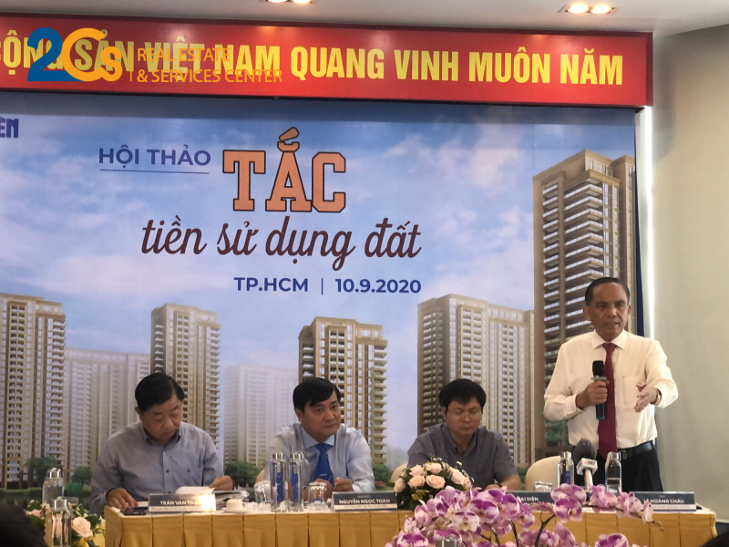 Còn hơn 20.000 căn hộ chưa được cấp sổ hồng 2 "Tắc tiền sử dụng" đất dẫn đến "tắc cấp sổ hồng"