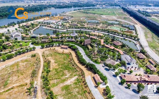 BĐS vùng ven chiếm lĩnh thị trường năm 2021 2 Thời điểm này lãi suất ngân hàng còn thấp, giá đất thấp thì nên mua đầu tư