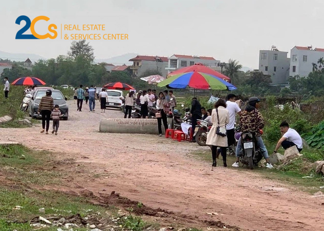 Bong bóng 10 năm trước khác sốt đất thời nay! 3 Thời đó vừa lấy phiếu mua căn hộ, ra cửa trao tay là có ngay 5.000 USD TS. Sử Ngọc Khương